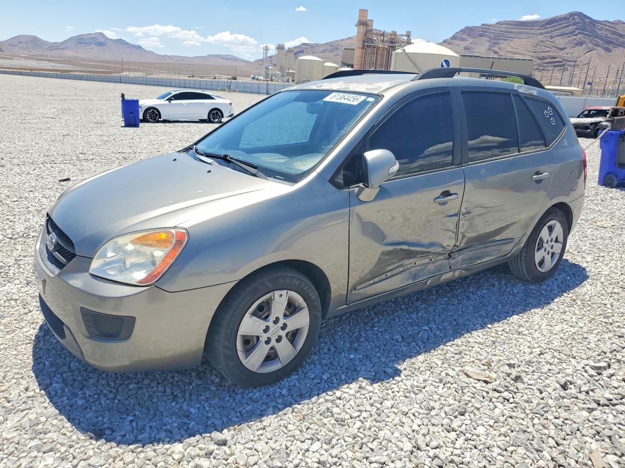 2010 Kia Rondo LX, VIN KNAHG8C87A7308898 — Side