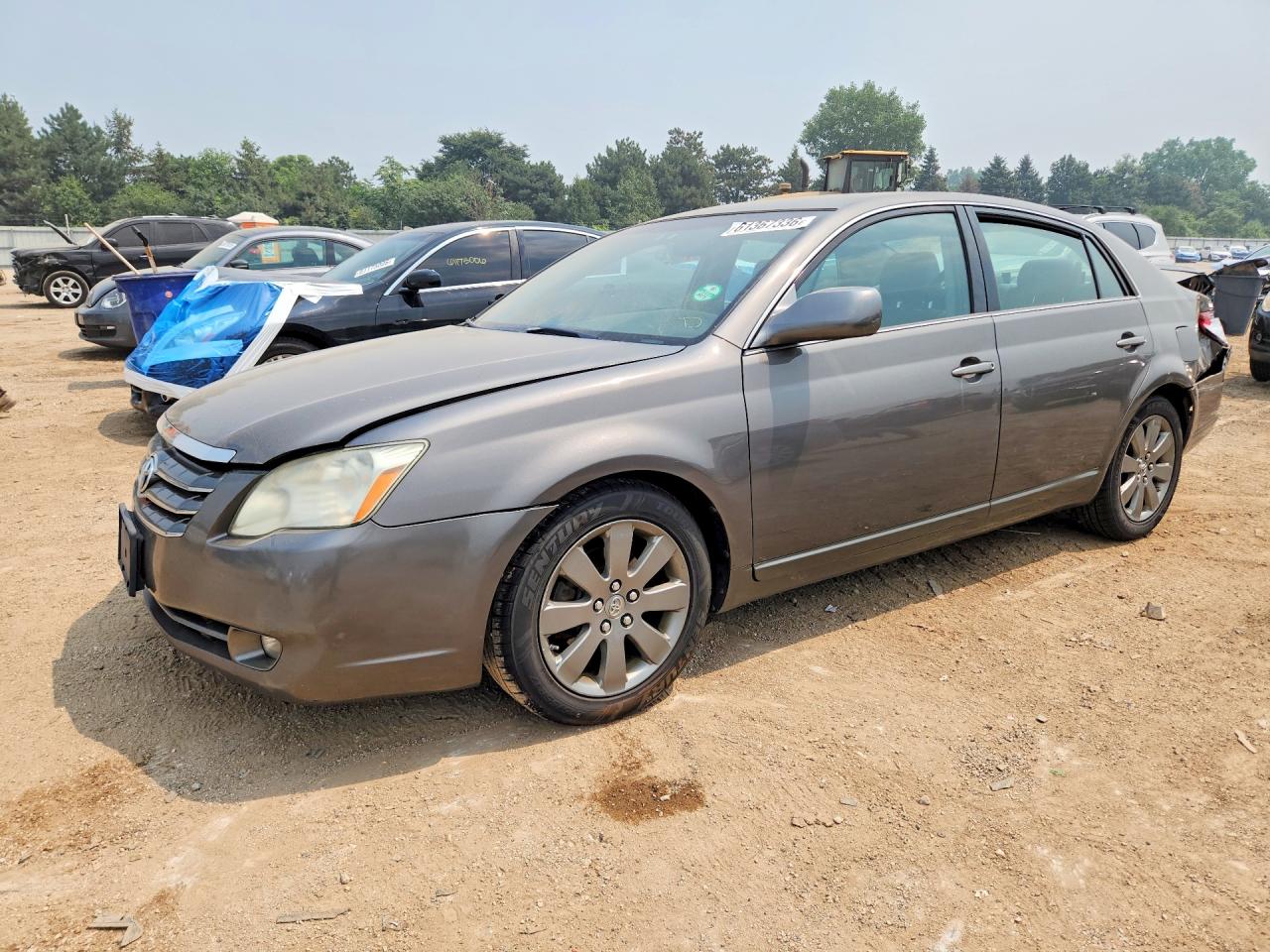 2007 Toyota Avalon XL, VIN 4T1BK36B97U171504 — Rear end