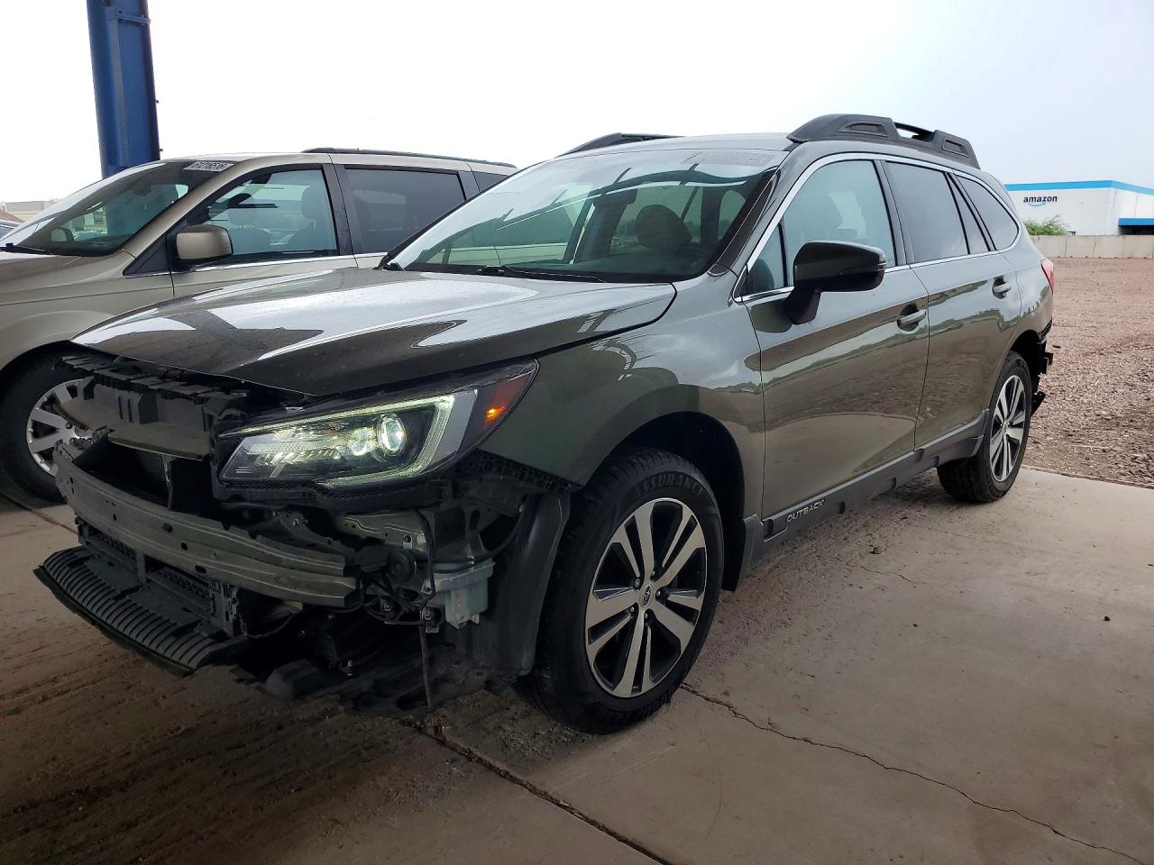 2018 Subaru Outback Limited, VIN 4S4BSANC1J3362863 — Side