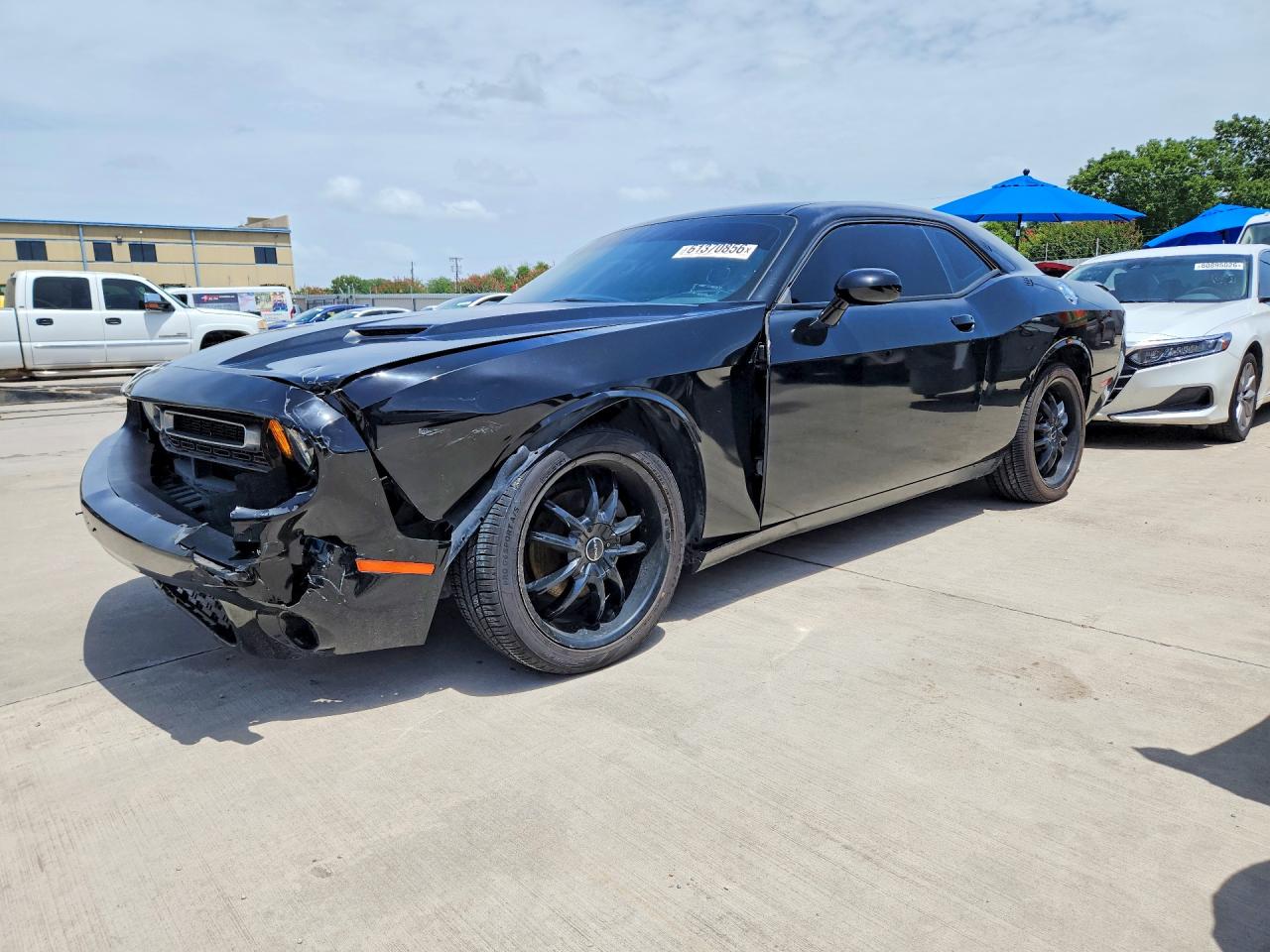 2017 Dodge Challenger SXT Plus, VIN 2C3CDZAG0HH639489 — Front end