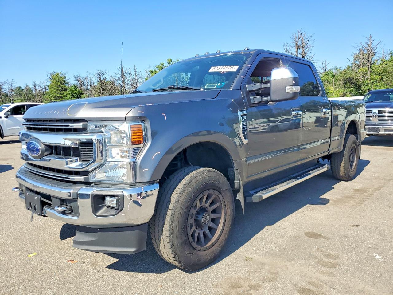 2022 Ford F-250 XLT, VIN 1FT7W2BN6NEF95609 — Front end