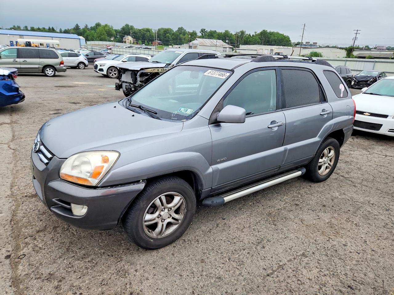 2007 Kia Sportage EX, VIN KNDJE723177345867 — Front end