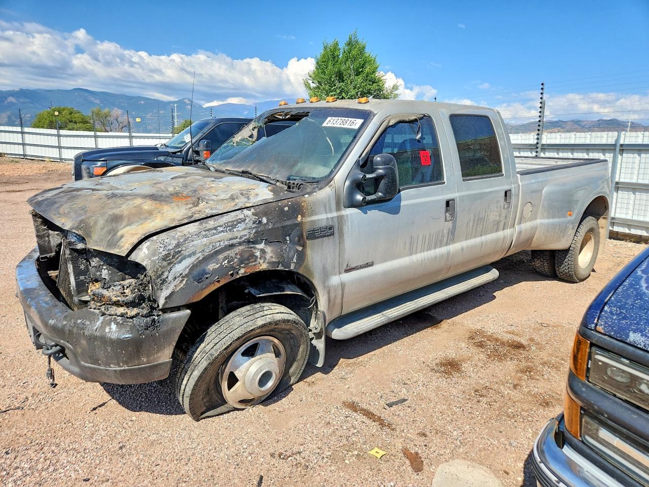 2000 Ford F-350 XL, VIN 1FTWW33F0YEC20165 — Burn