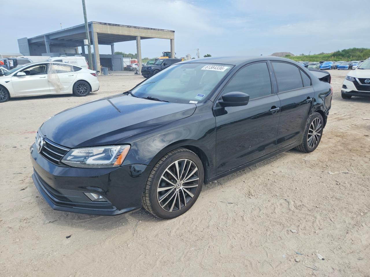 2015 Volkswagen Jetta SE, VIN 3VWD17AJ7FM338318 — Rear end