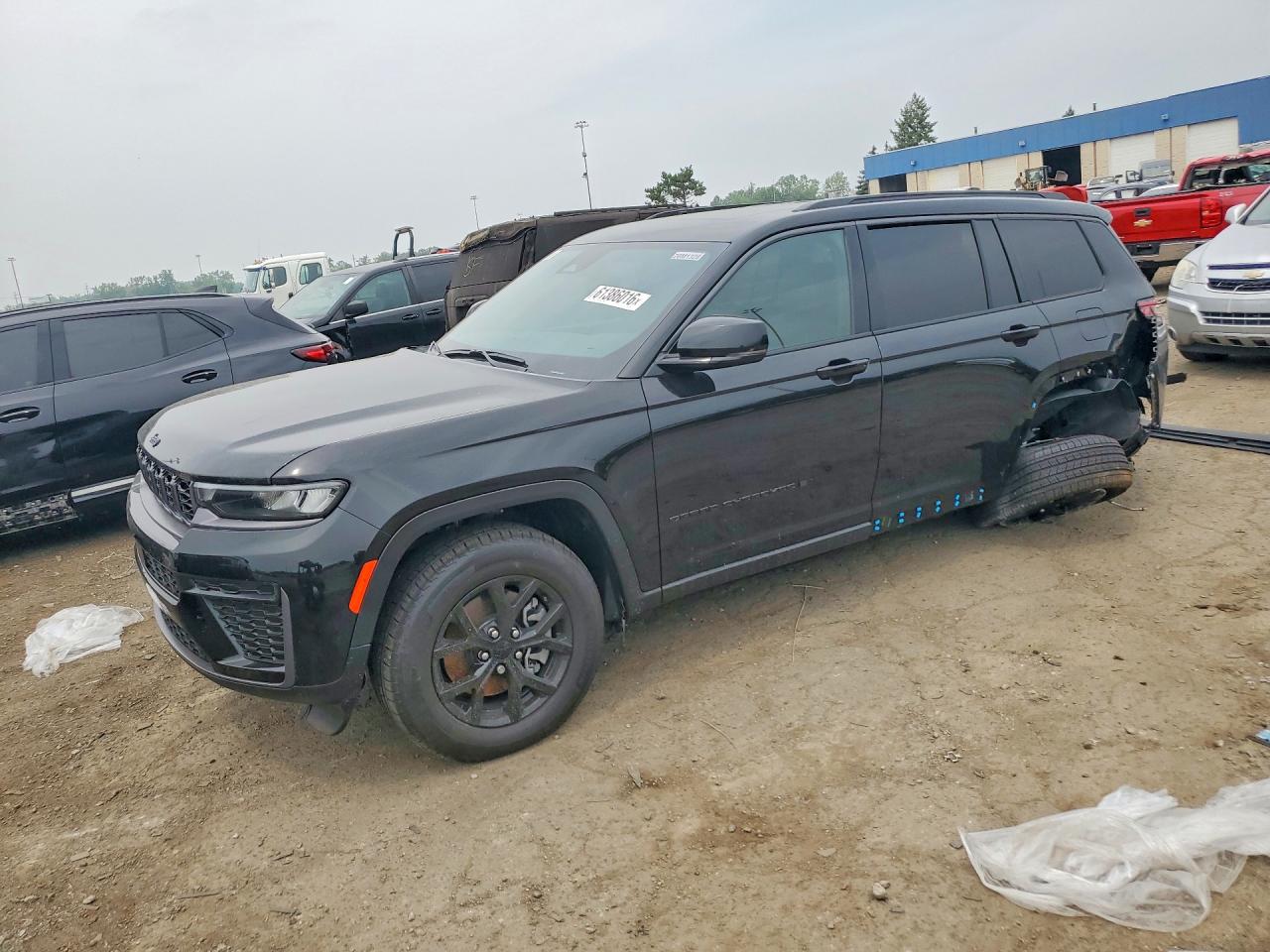 2026 Jeep Grand Cherokee, VIN 1C4RJKAR2T8609495 — Rear end