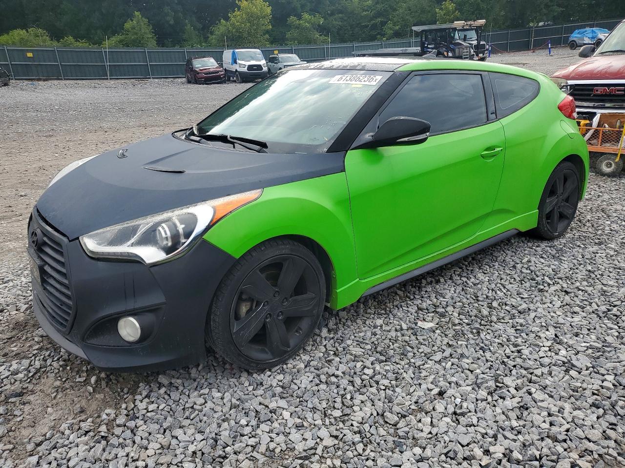 2014 Hyundai Veloster Turbo, VIN KMHTC6AE3EU202652 — Перед