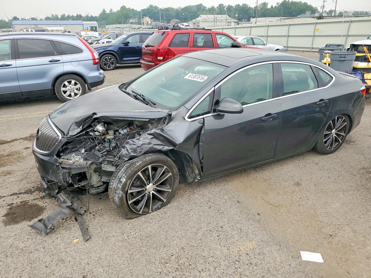 2016 Buick Verano Sport Touring, VIN 1G4PW5SK3G4146674 — Front end