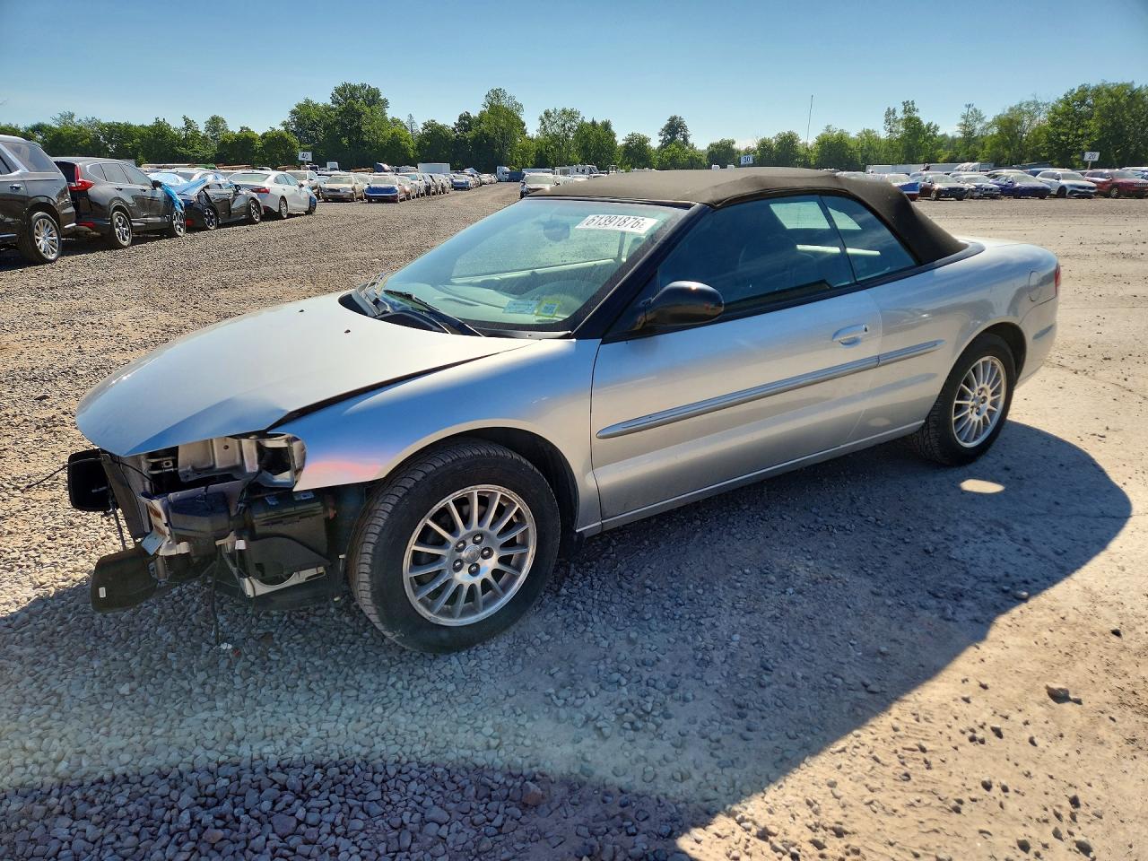 2004 Chrysler Sebring LXi, VIN 1C3EL55RX4N175502 — Front end