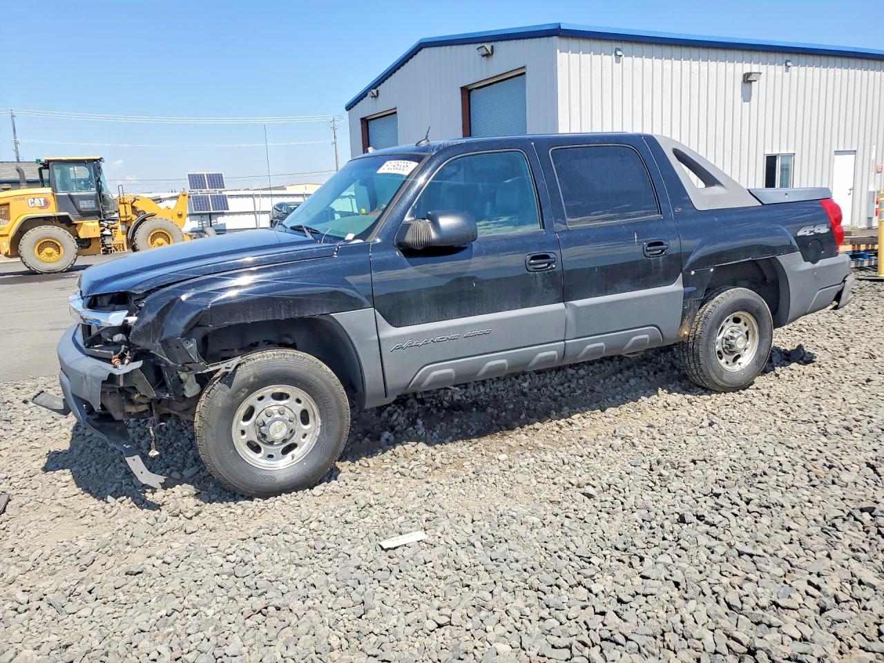 2005 Chevrolet Avalanche, VIN 3GNGK22G15G276602 — Front end