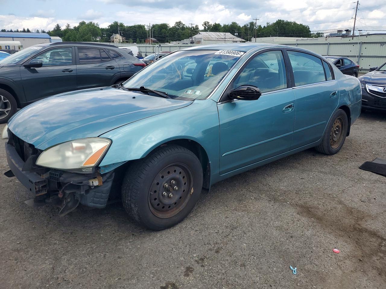 2003 Nissan Altima S, VIN 1N4AL11D13C236605 — Front end