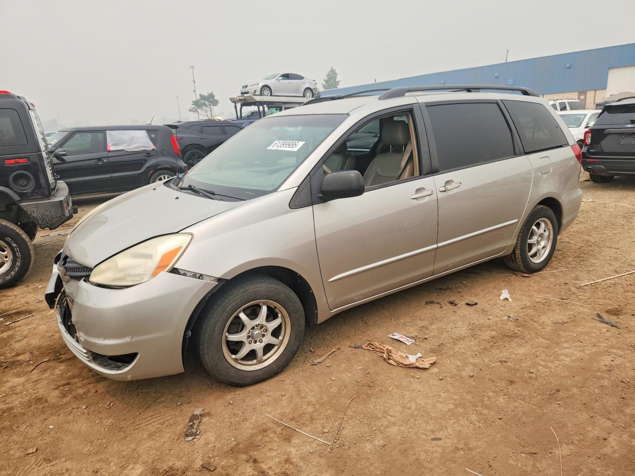2005 Toyota Sienna LE, VIN 5TDZA23C75S246862 — Side