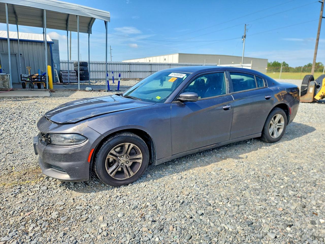 2015 Dodge Charger SE, VIN 2C3CDXBG0FH795273 — Front end