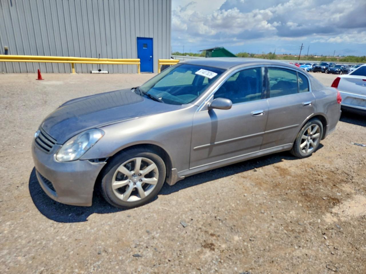 2006 Infiniti G35, VIN JNKCV51E06M511455 — Front end