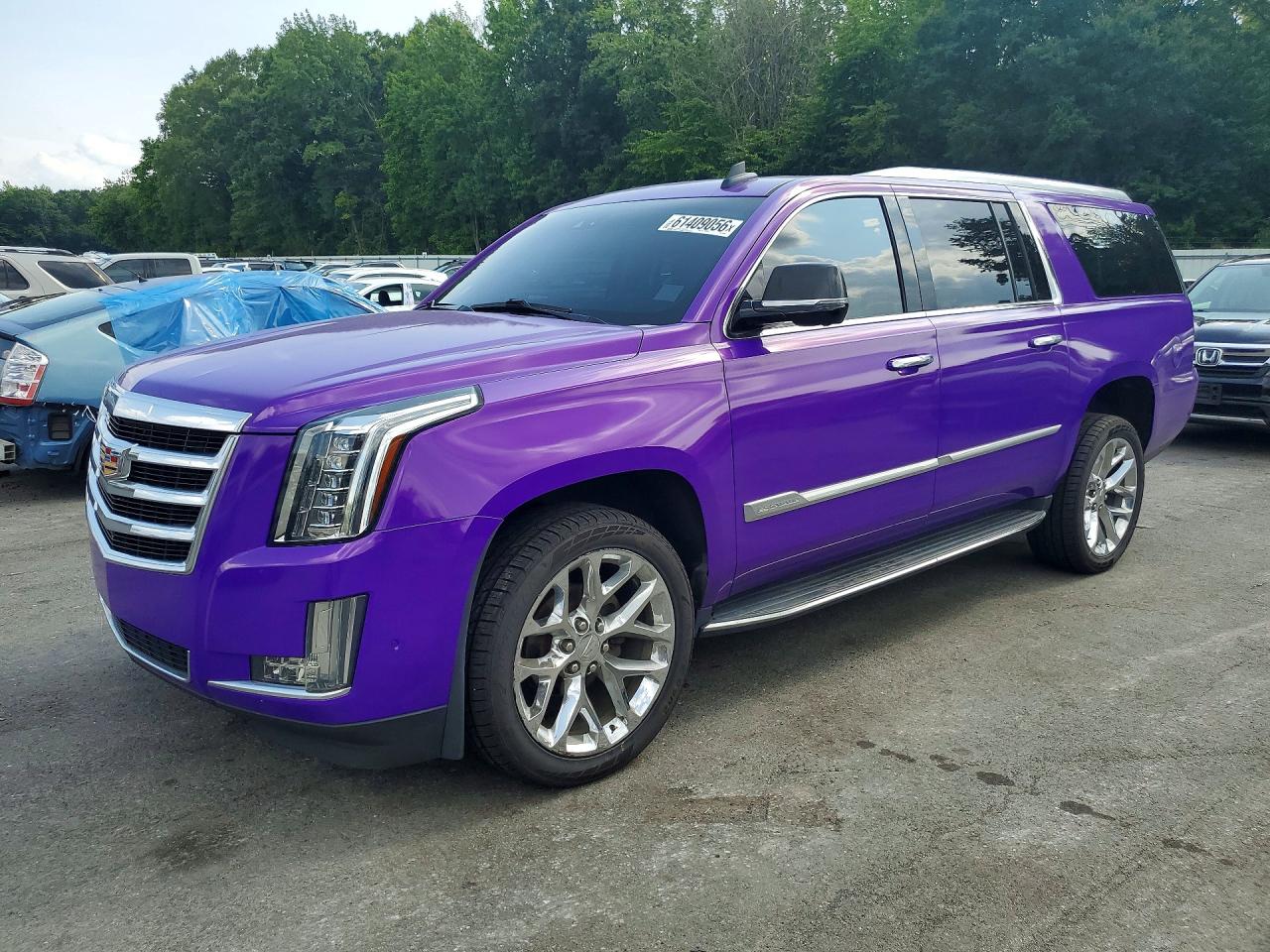 2020 Cadillac Escalade ESV Luxury, VIN 1GYS4HKJ1LR185980 — Undercarriage