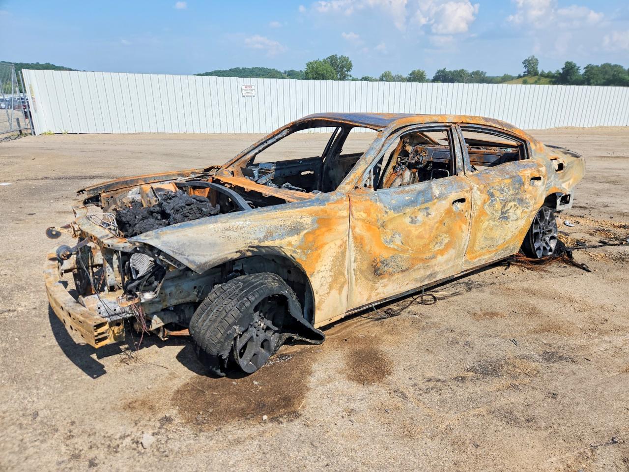 2016 Dodge Charger SXT, VIN 2C3CDXJG3GH189131 — Burn