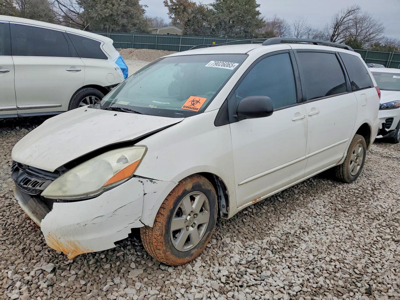 2005 Toyota Sienna LE, VIN 5TDZA23C65S297138 — All over