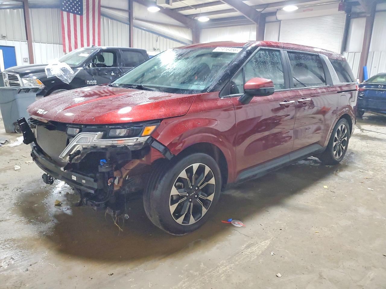 2024 Kia Carnival EX, VIN KNDNC5H31R6316624 — Front end