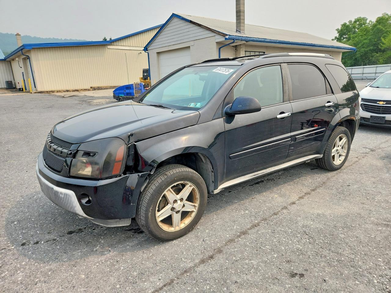 2005 Chevrolet Equinox LT, VIN 2CNDL73F856077842 — Front end