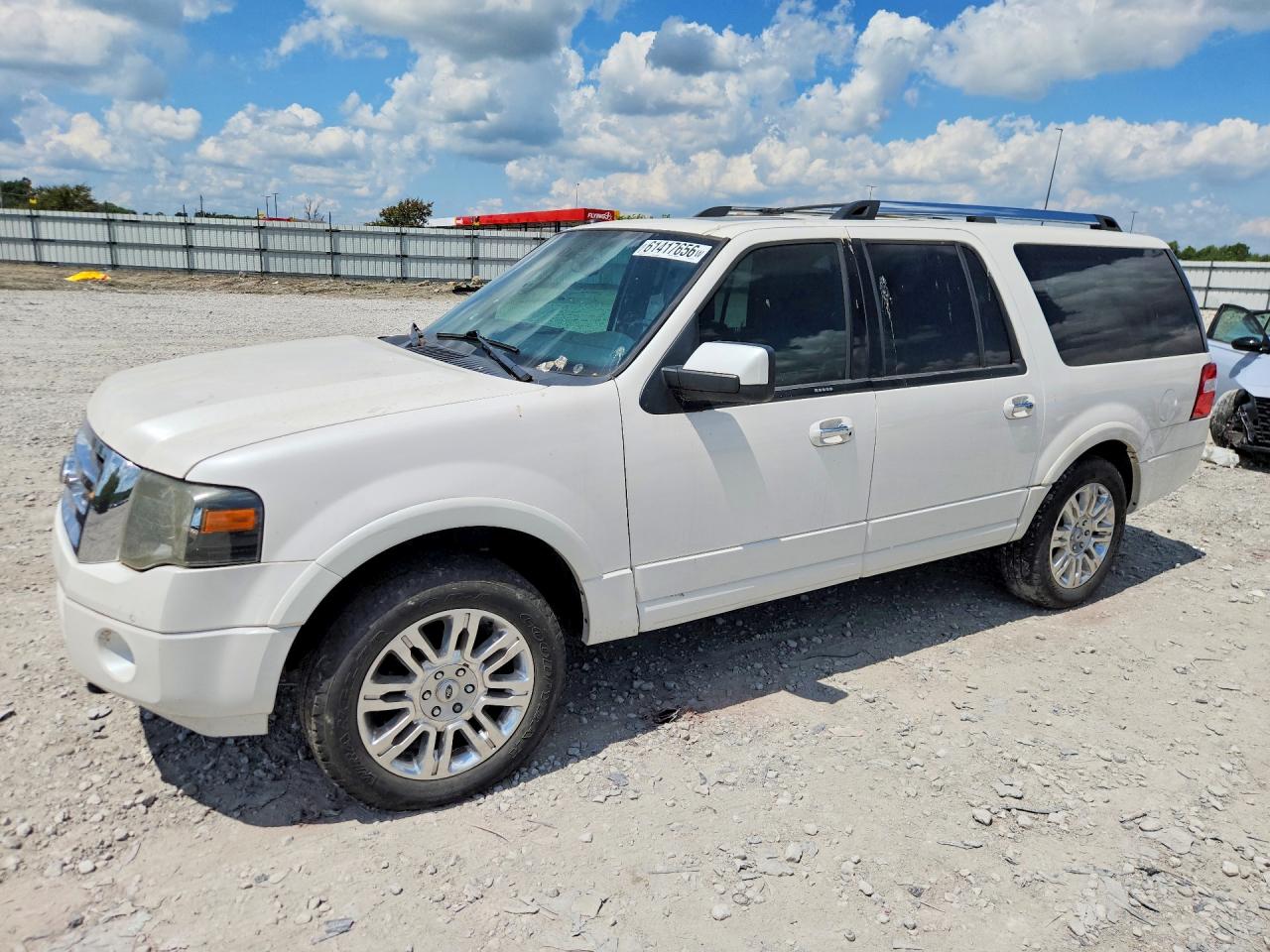 2014 Ford Expedition Max Limited, VIN 1FMJK2A58EEF59113 — Minor dents and scratches