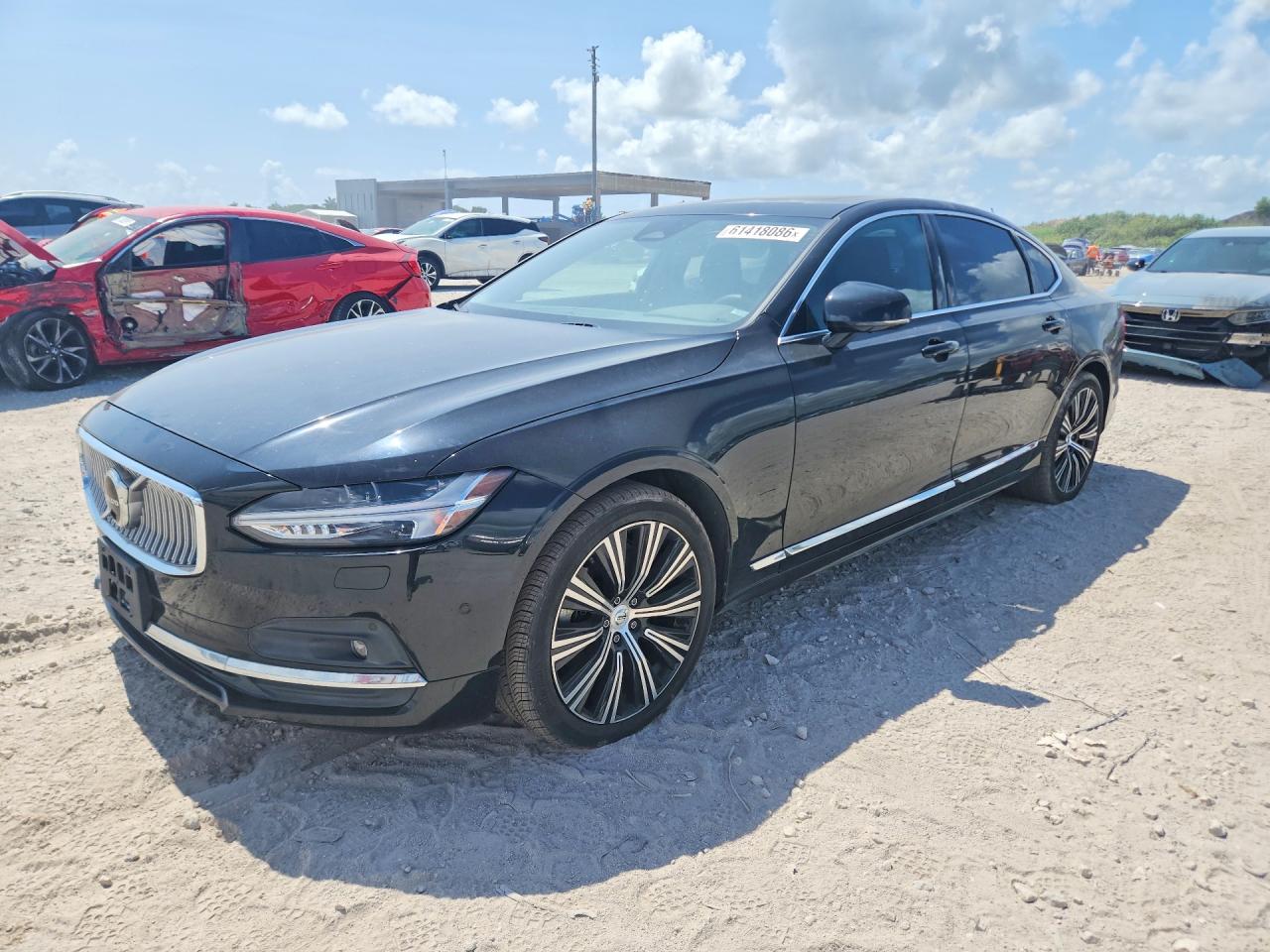 2023 Volvo S90 Plus, VIN LVY062MN2PP321760 — Minor dents and scratches