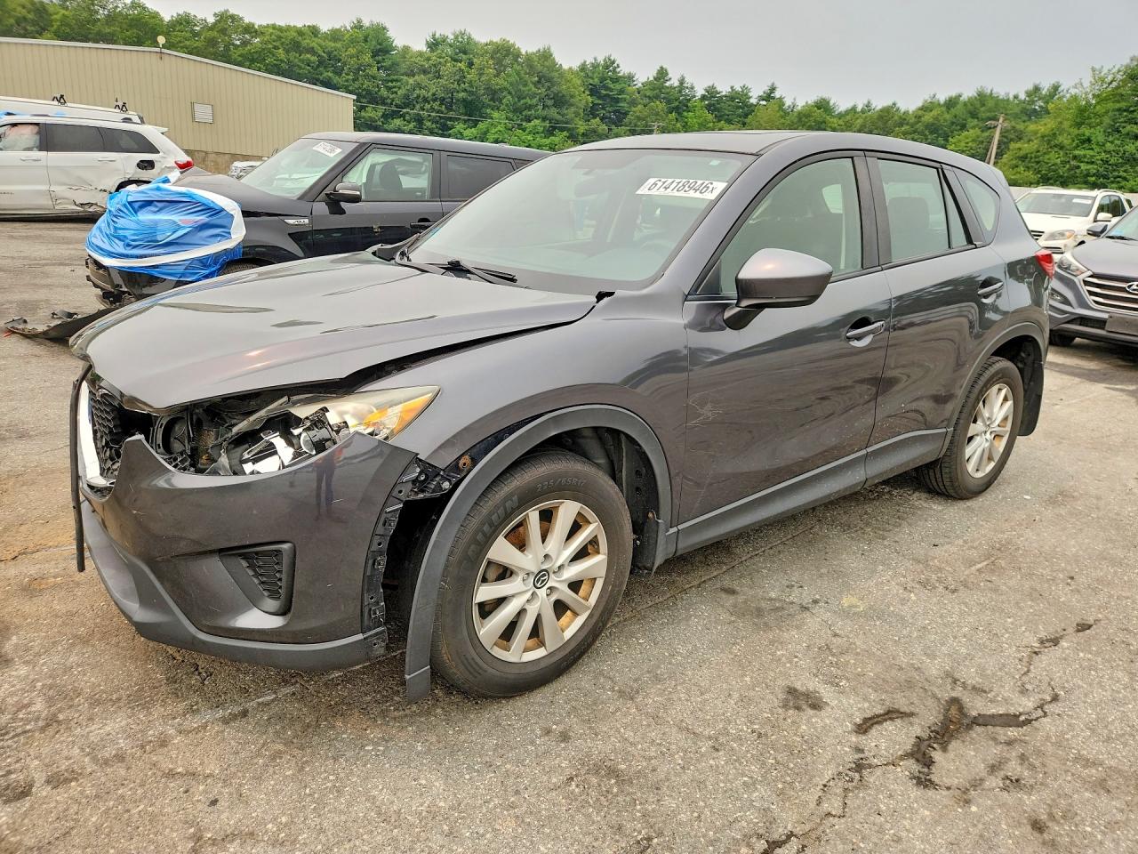 2014 Mazda CX-5 Sport, VIN JM3KE4BE0E0418275 — Front end