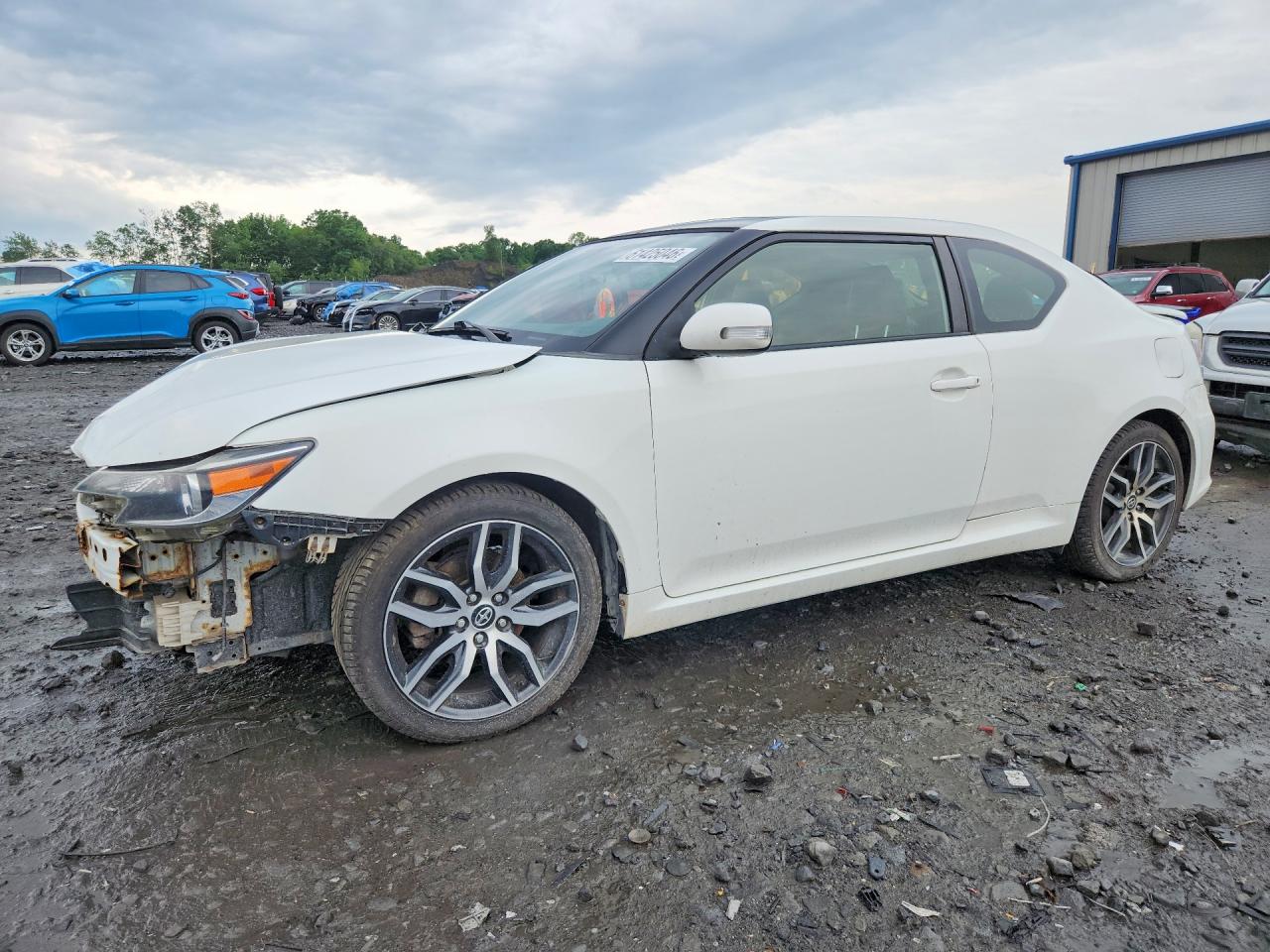 2014 Scion tC, VIN JTKJF5C71E3086880 — Front end