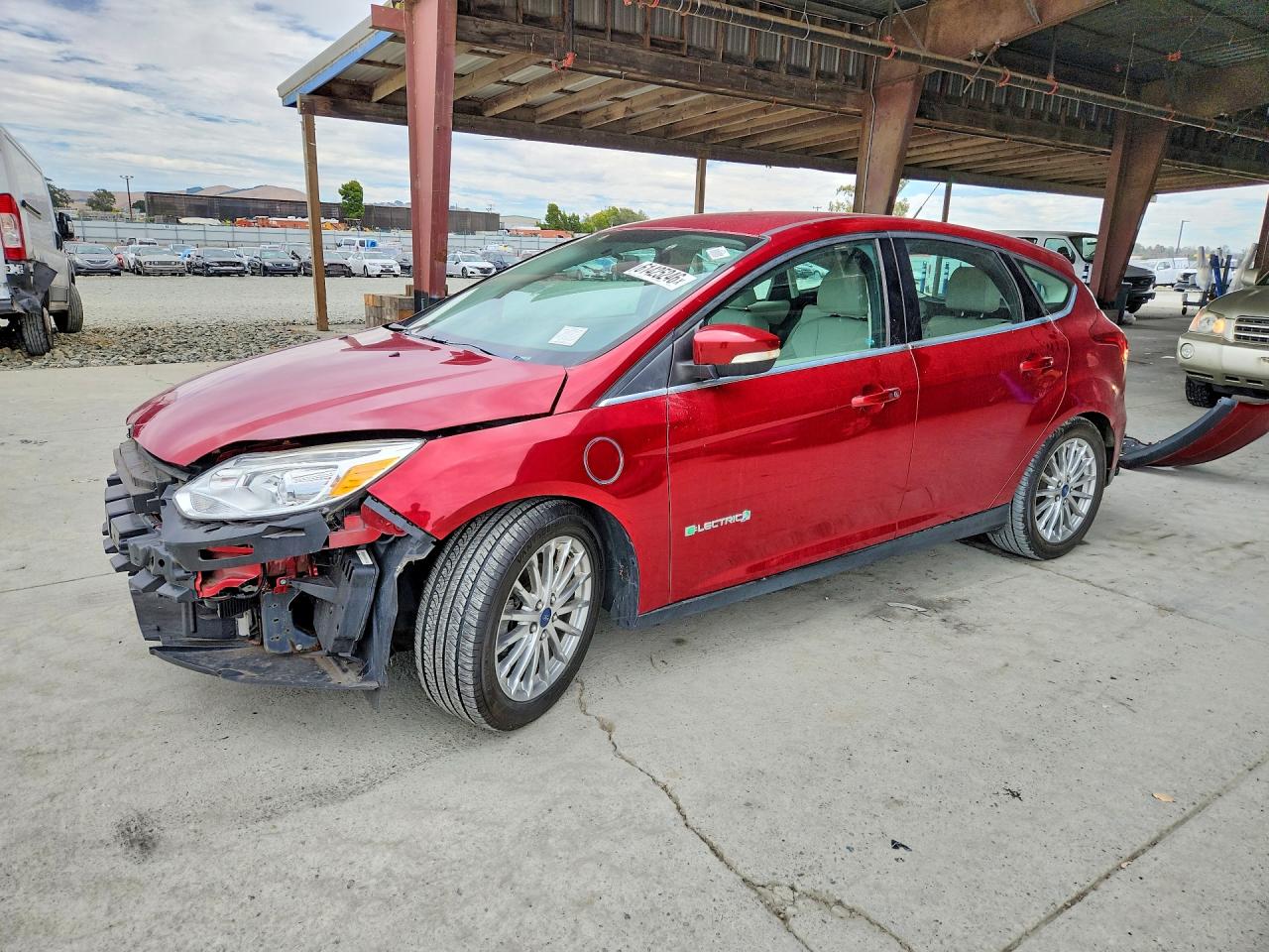 2015 Ford Focus Electric, VIN 1FADP3R43FL222095 — Front end