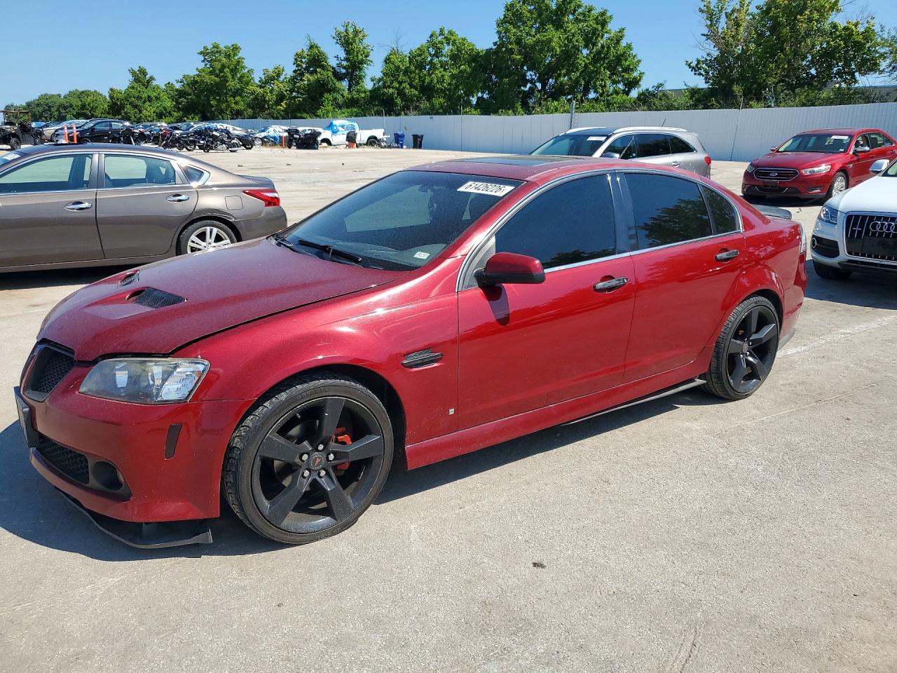 2009 Pontiac G8, VIN 6G2ER57729L164798 — Front end
