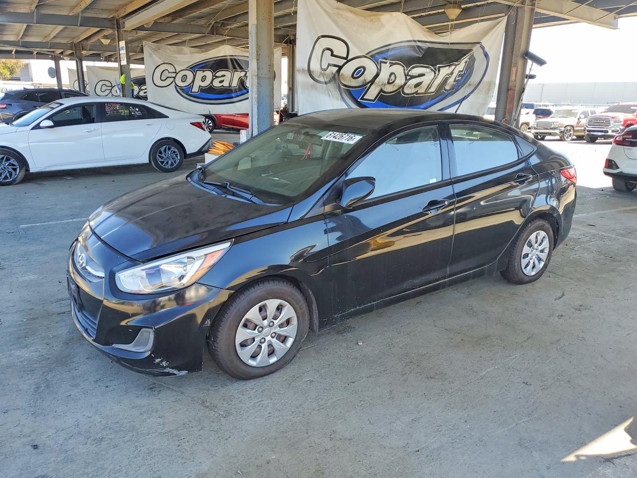 2017 Hyundai Accent SE, VIN KMHCT4AEXHU170579 — Auction photo 1 of 12