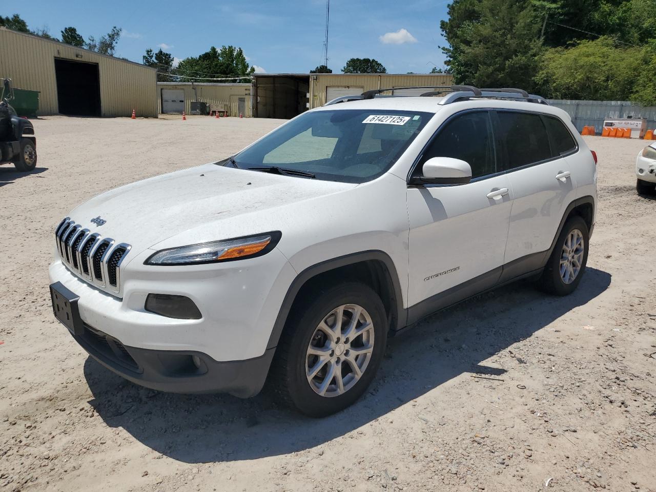2015 Jeep Cherokee Latitude Altitude, VIN 1C4PJMCS2FW758668 — Мелкие вмятины и царапины
