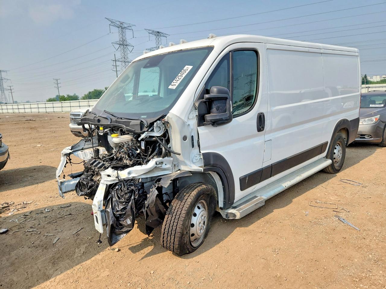 2023 Ram ProMaster Cargo, VIN 3C6LRVVG4PE565849 — Перед