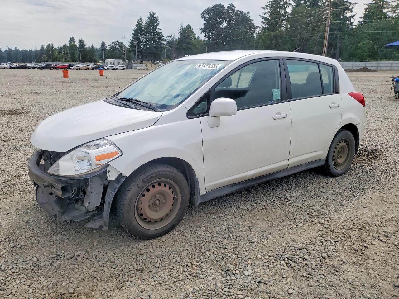 2011 Nissan Versa S, VIN 3N1BC1CP5BL361957 — Front end