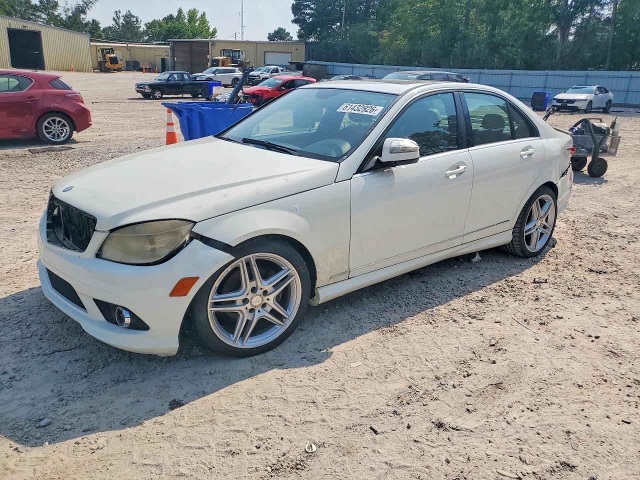 2008 Mercedes-Benz C 300 Sport, VIN WDDGF54X48R030407 — Front end