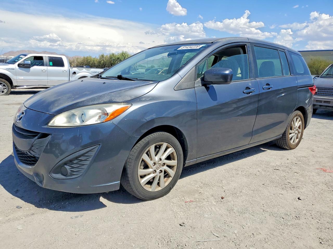 2012 Mazda 5 Sport, VIN JM1CW2BL4C0135842 — Minor dents and scratches