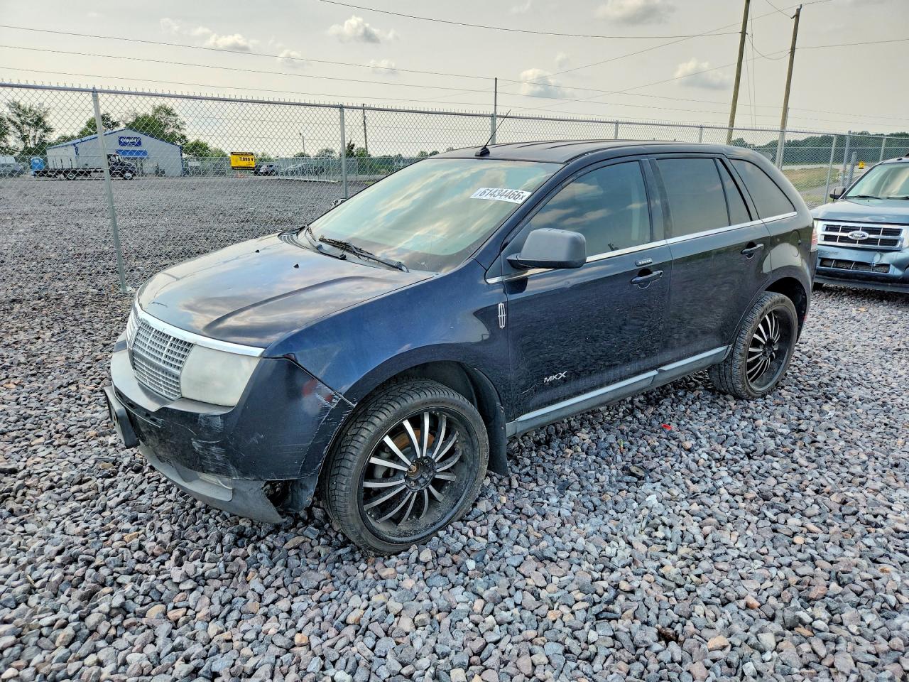 2008 Lincoln MKX, VIN 2LMDU88C48BJ18324 — Front end