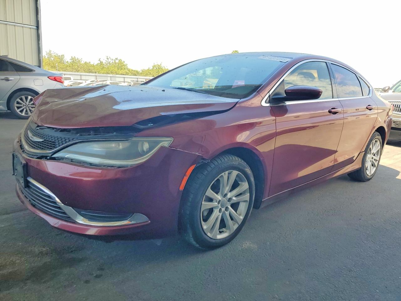 2015 Chrysler 200 Limited, VIN 1C3CCCAB0FN624600 — Front end