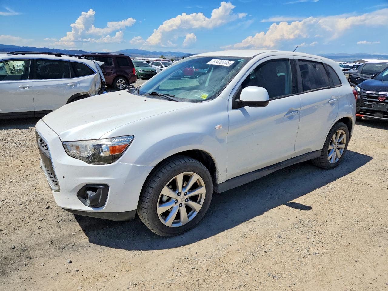 2015 Mitsubishi Outlander ES, VIN 4A4AR3AWXFE046955 — Normal wear