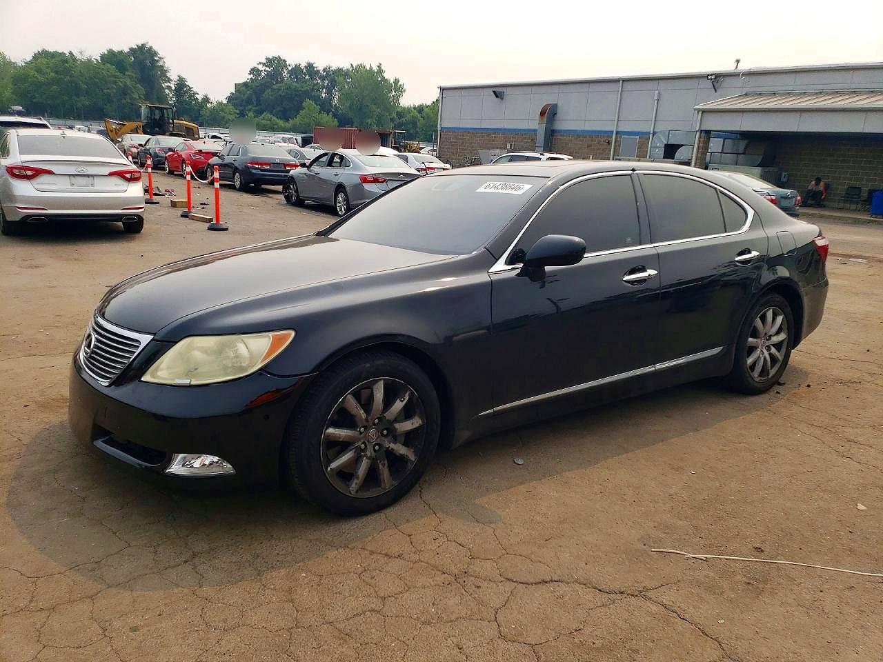 2009 Lexus LS 460, VIN JTHCL46F395002315 — Front end