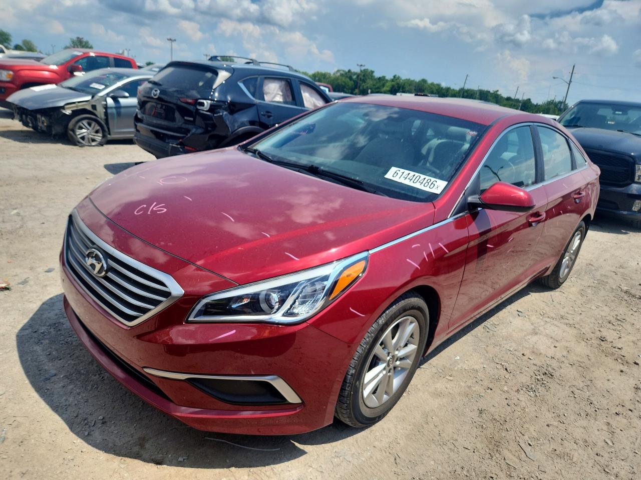 2016 Hyundai Sonata SE, VIN 5NPE24AF2GH283847 — Rear end