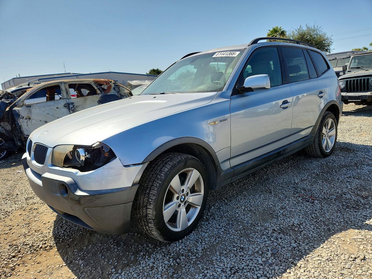 2004 BMW X3 2.5i, VIN WBXPA73424WB21964 — Front end