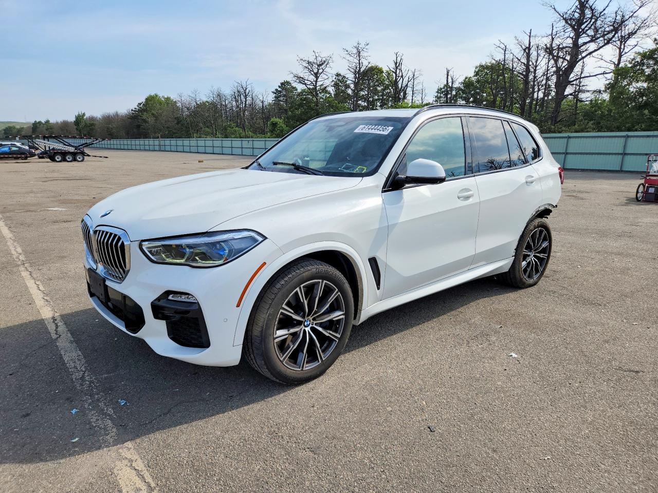 2019 BMW X5 xDrive40i, VIN 5UXCR6C58KLL25430 — Rear end