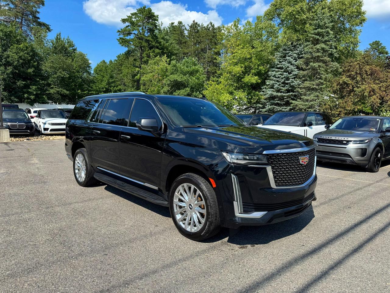 2023 Cadillac Escalade ESV 4WD Premium Luxury, VIN 1GYS4KKL8PR217697 — Minor dents and scratches