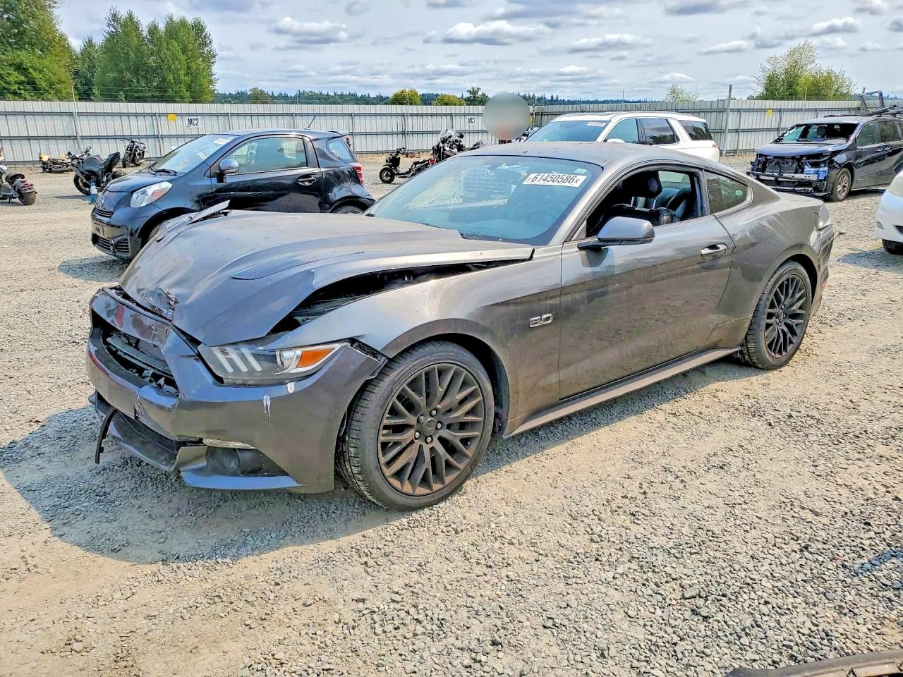 2016 Ford Mustang GT Premium, VIN 1FA6P8CF4G5278679 — Front end