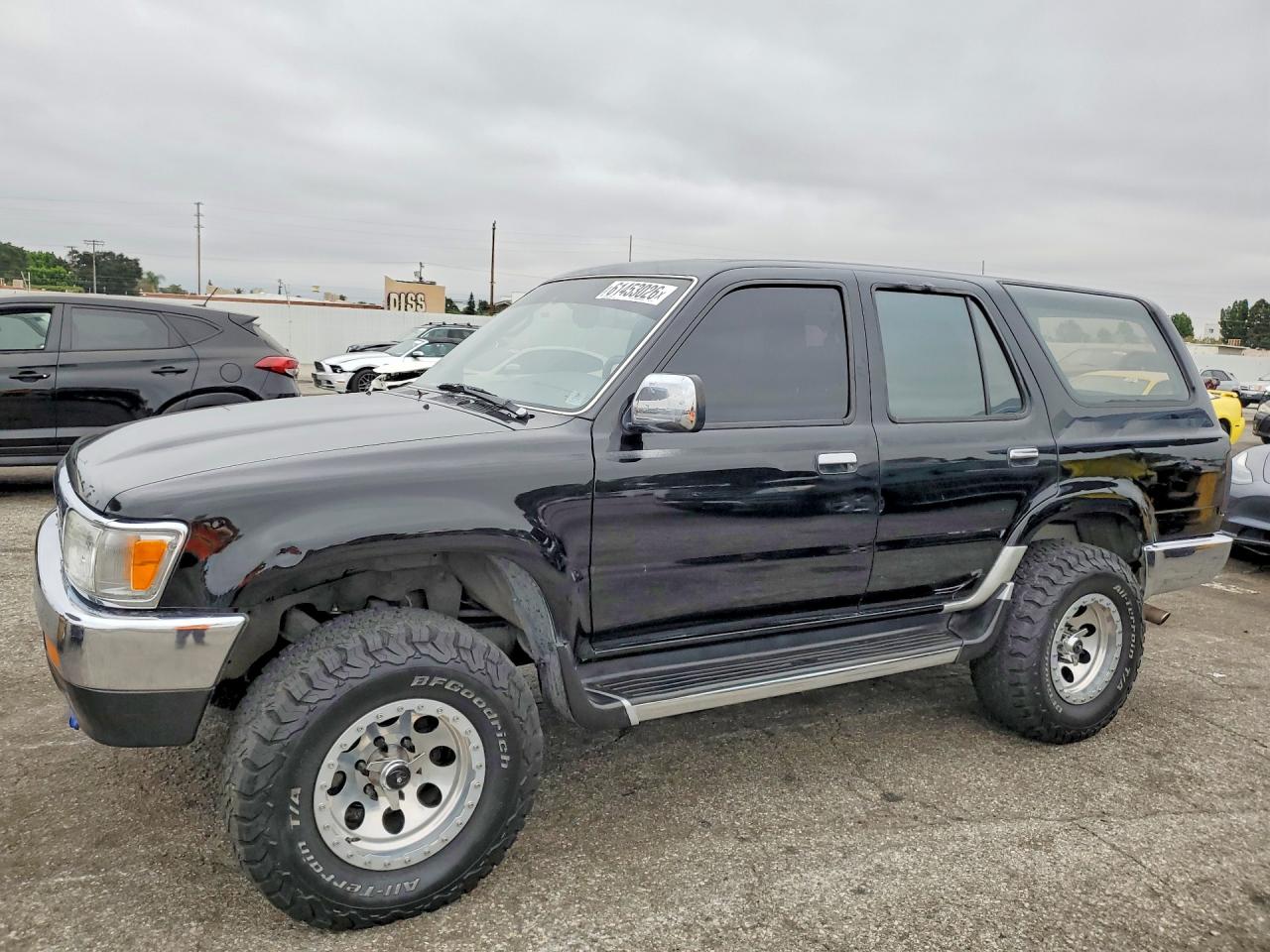 1993 Toyota 4Runner, VIN JT3VN29VXP0013757 — Minor dents and scratches