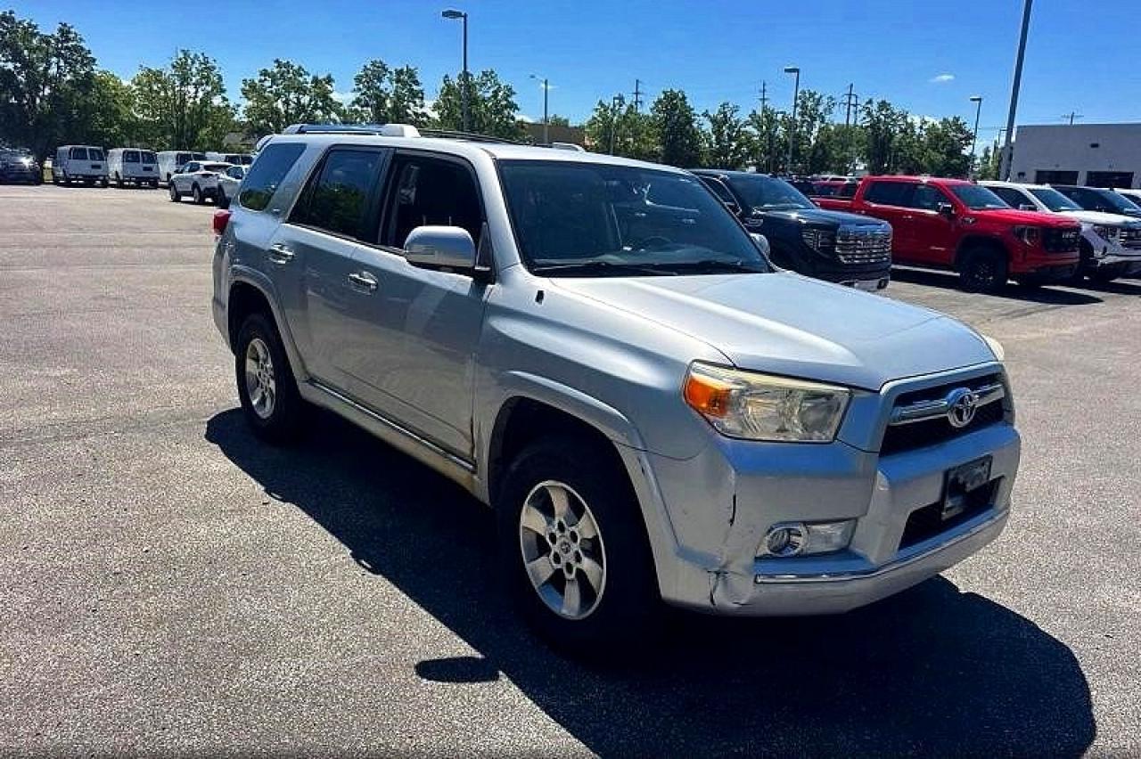 2012 Toyota 4Runner SR5, VIN JTEBU5JR5C5104350 — Minor dents and scratches