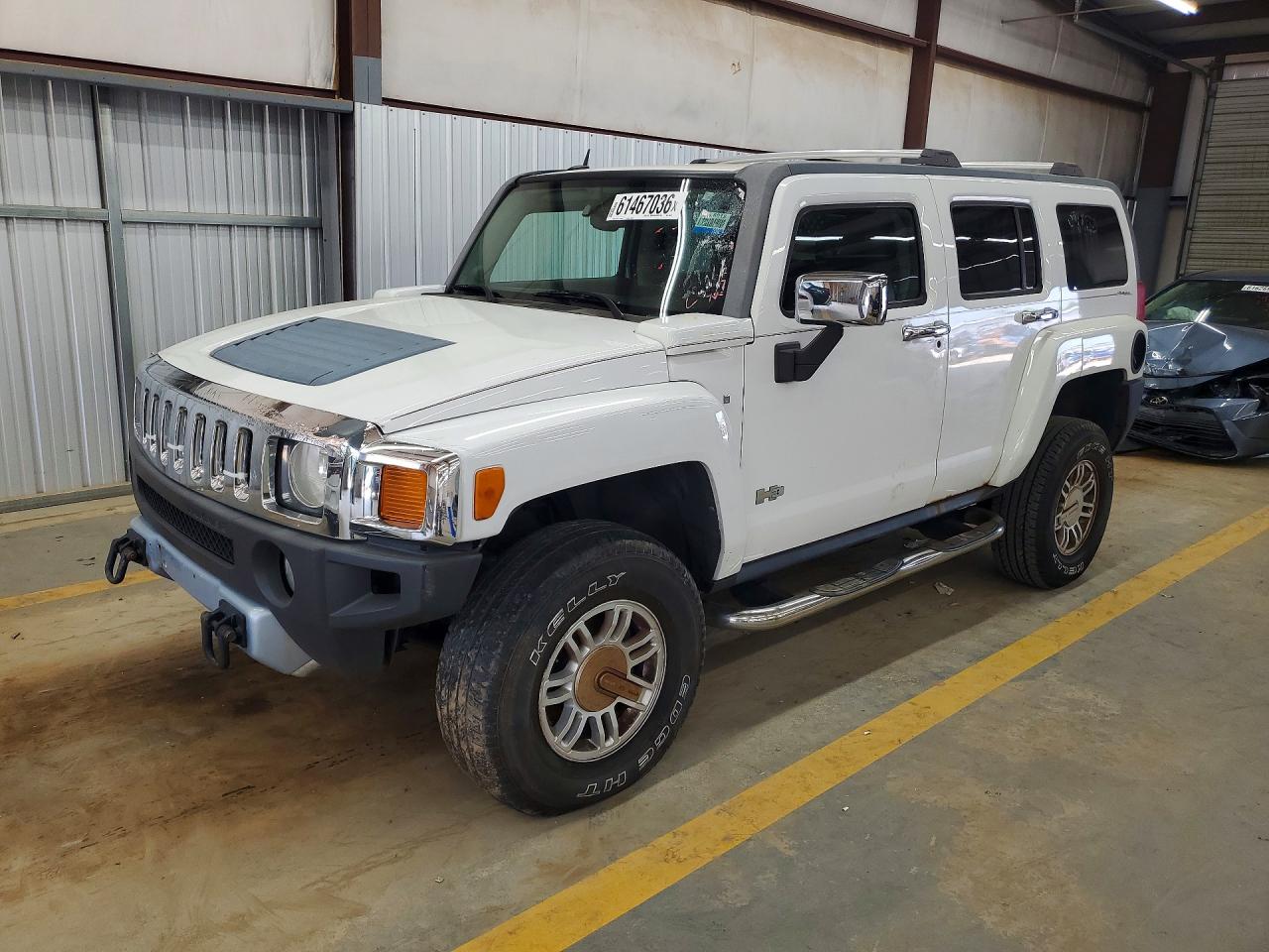 2009 Hummer H3 SUV, VIN 5GTEN13E798146732 — Minor dents and scratches
