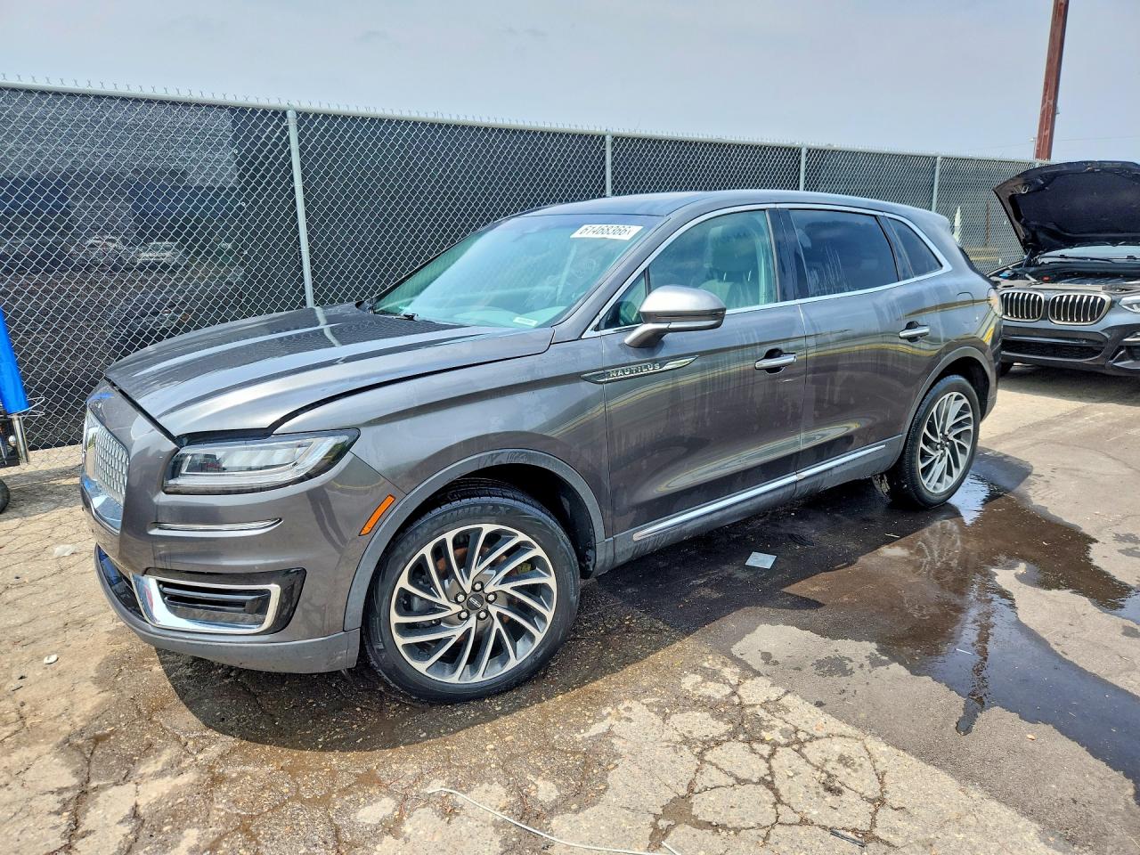 2020 Lincoln Nautilus Reserve, VIN 2LMPJ8KP7LBL11626 — VIN отсутствует или изменён