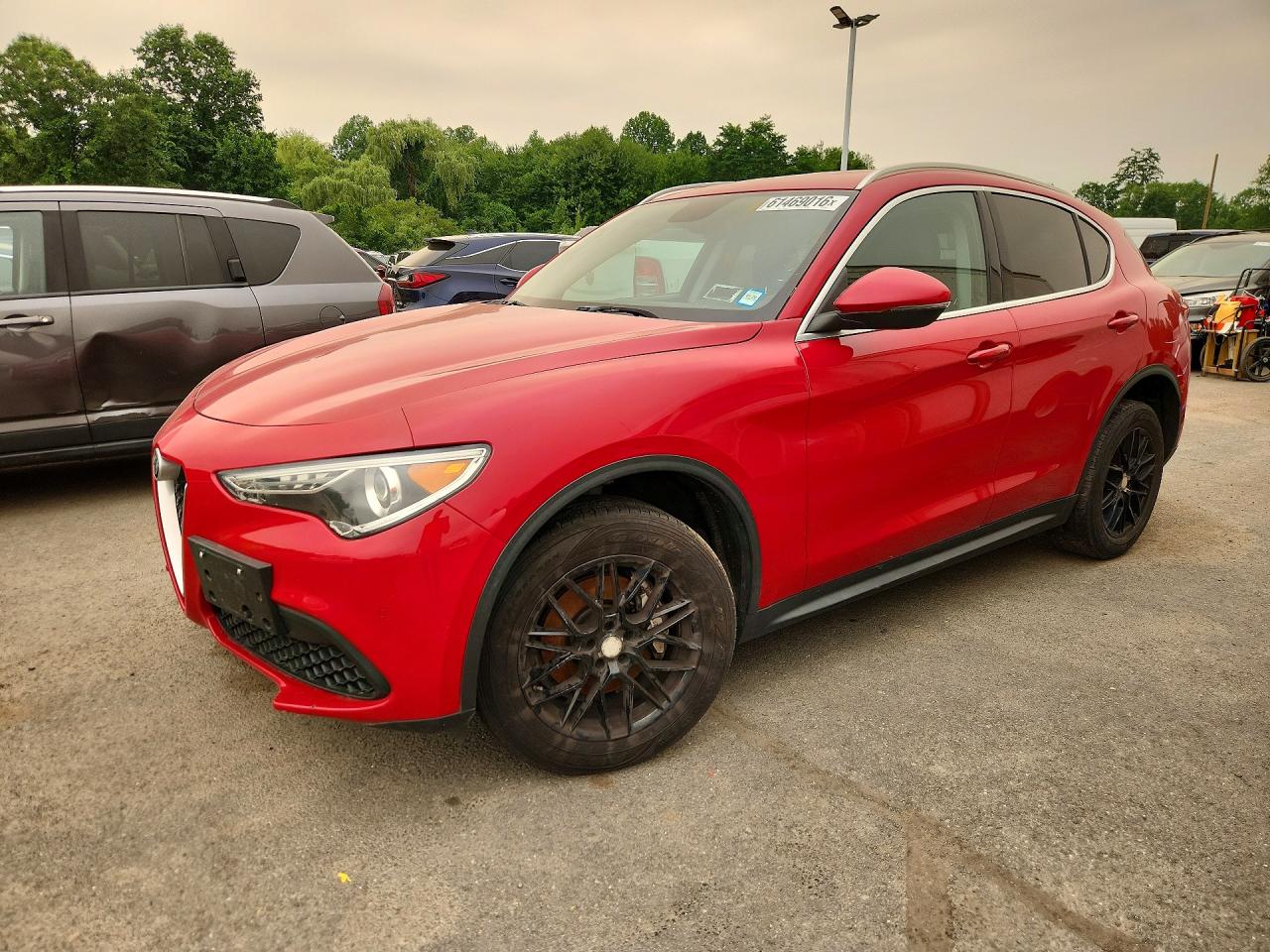 2018 Alfa Romeo Stelvio, VIN ZASFAKANXJ7B76745 — Мелкие вмятины и царапины