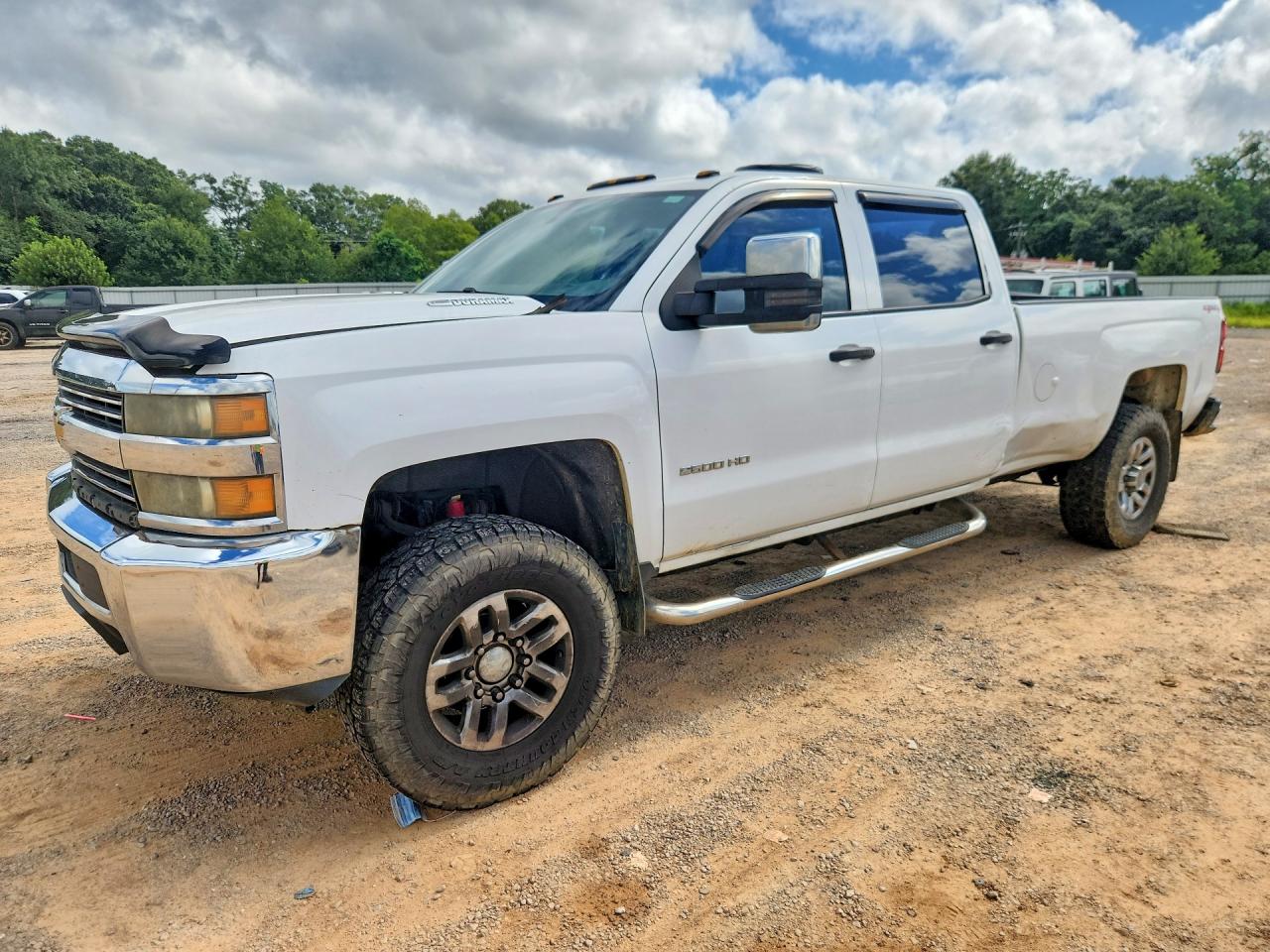 2015 Chevrolet Silverado 2500HD Work Truck, VIN 1GC1KUE89FF176796 — Rear end