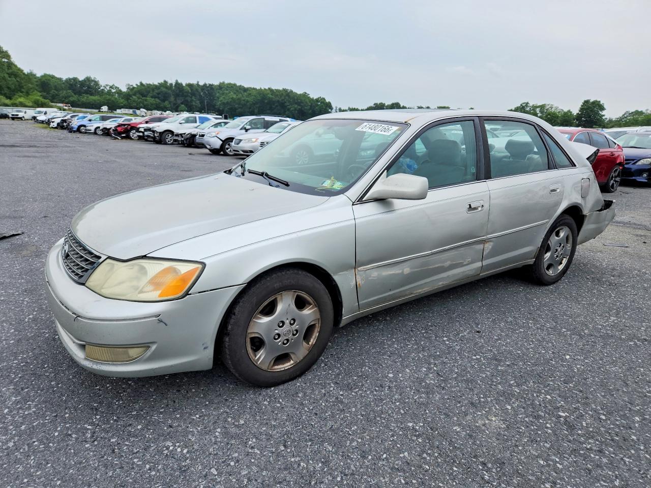 2004 Toyota Avalon XLS, VIN 4T1BF28B04U365586 — Rear end